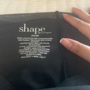 26/28 Cacique Shapeware